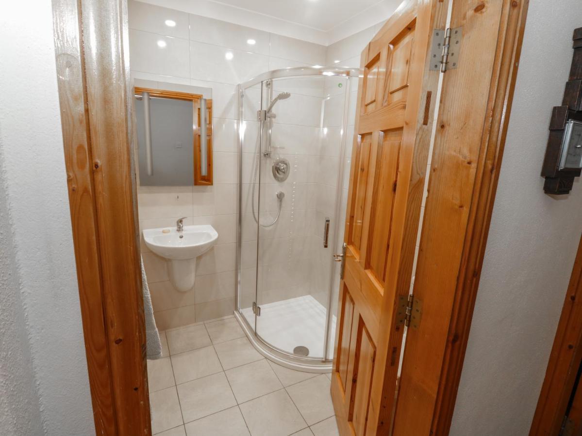 Quayside House Villa Раундстоун Екстериор снимка